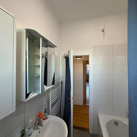 Naehe Woerthersee, Universitaet & Innenstadt Klagenfurt am Woerthersee