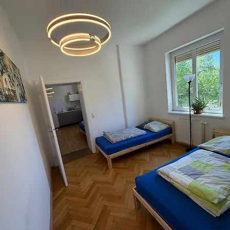 דירה Naehe Woerthersee, Universitaet & Innenstadt קלגנפורט